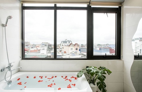 Ngo Quyen Hotel | Aui Hotel