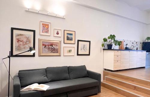 Idrija Apartment | Aumetz square apartment