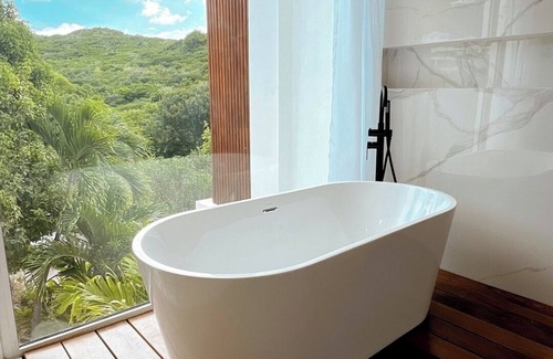 Bellevue Hotel | AURA 2 rooms ocean view and jacuzzi | Villa 9