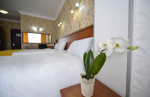Old Boulevard Hotel | Aura Boutique Hotel