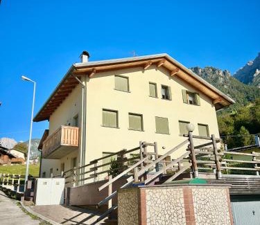 Auronzo di Cadore Apartment | Auronzo - Appartamento centrale vista mozzafiato con garage
