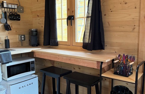 Denali Cabin | Aurora and Alpenglo Paired Lakefront Cabins