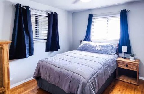 Sable Altura Chambers House | Aurora House