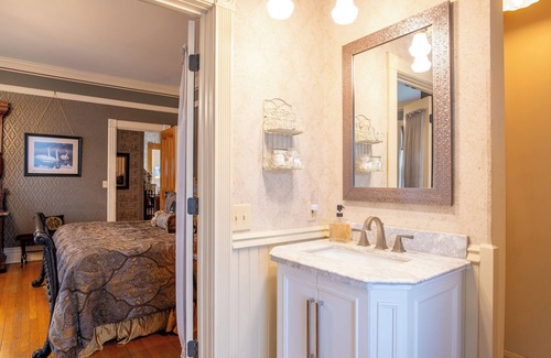 Stillwater House | Aurora Staples Inn