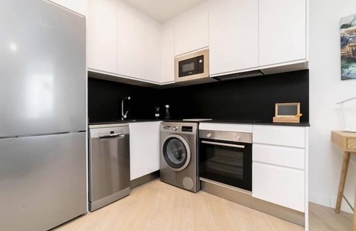 Carabanchel Apartment | Aurora Stays by Charming XI, Apartment for 4 with free parking