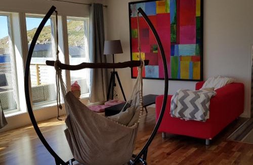 Oksnes Apartment | aurora suite