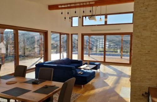 Recas Villa | Aurorae Residence