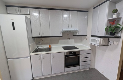 Bermeo Apartment | Aurrekoetxea 36 Vacation Rental Tala 10