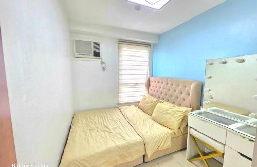 Tondo Apartment | AURUM HOLISTAY DECA HOMES 2BR UNIT with FREE CAR PARK