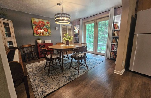 Frederic Cottage | AuSableRiverCottage-Frederic, MI Sleeps 6