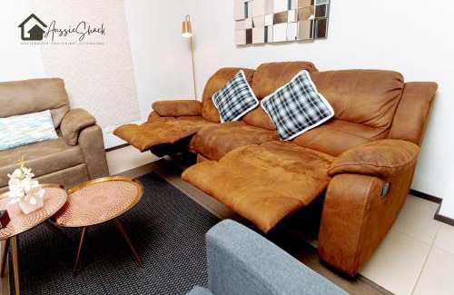 Bagumbayan Apartment | Aussie Shack - 2BR Modern Condo with Skyline View