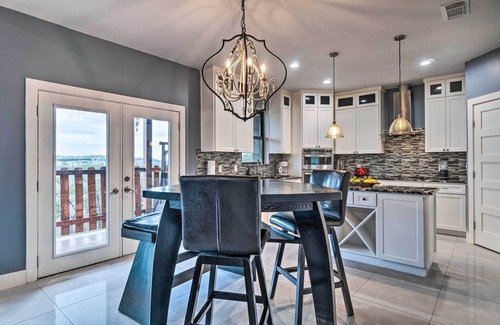 Comanche Trail Estates House | Austin Vacation Rental: 2 Mi to Lake Travis!