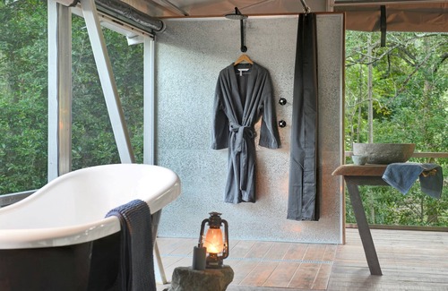 West Woombye RV Rental | Australia's Premier Luxury Camping Experience