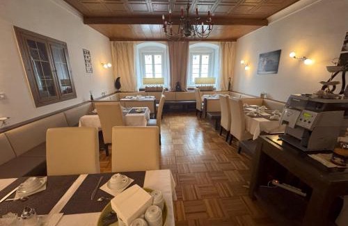 Kirchdorf an der Krems Hotel | Austria Traveller Hotel Kirchdorf