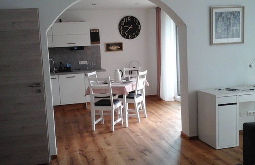 Ebing Apartment | Auszeit 2 im Itzgrund - with balcony and garden - time to relax