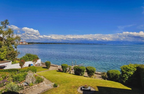 Friedrichshafen Apartment | Auszeit Apartment LAKESIDE mit Privatstrand