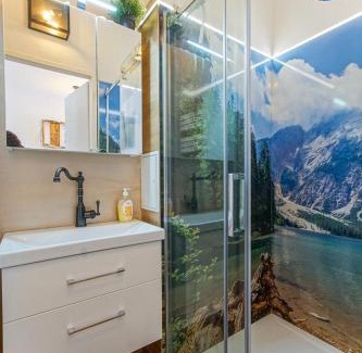 Leoben Apartment | AusZeit Steiraland 7 mit überdachten Balkon und Parkplatz