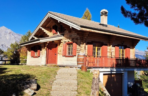 Saint-Pierre-de-Clages Ski Chalet | Authentic chalet for 6 pers - A charming place 5 min from Nendaz station