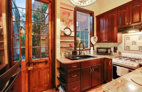 Treme House | Authentic Creole Cottage - Steps to French Quarter