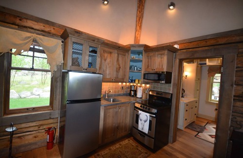 Miner Apartment | Authentic Custom Cabin, 17 miles from Yellowstone National Park