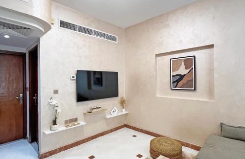 Mirdif House | Authentic Emirati Stay
