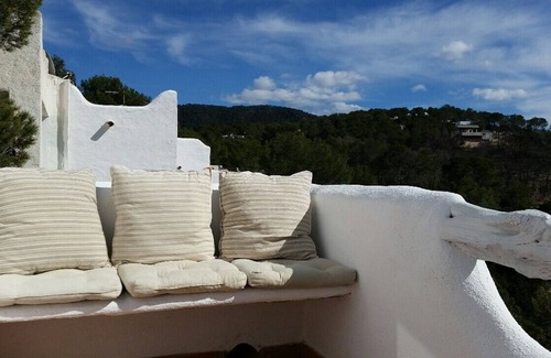 Cala Vadella House | Authentic mediterranean cottage in magic Ibiza, welcome to La Divina Casita