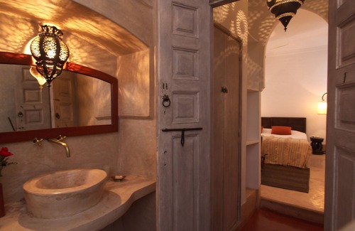 Sidi Ben Slimane El Jazouli House | Authentic Moroccan Riad with hot tub in Marrakech