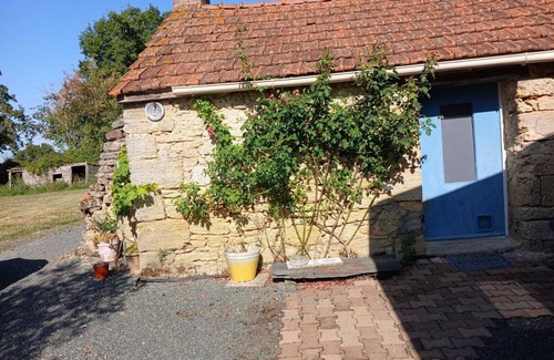 Terranjou House | AUTHENTIC RESTORED COTTAGE IN THE COUNTRYSIDE SECLUDED TRANQUILITY