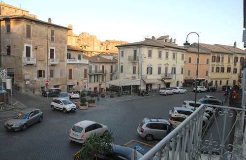 Ronciglione Apartment | AUTHENTIC ROOM