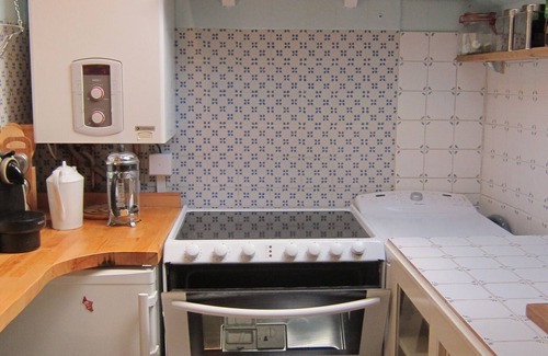 Saint-Thomas-d'Aquin Apartment | Authentic Rue du Bac