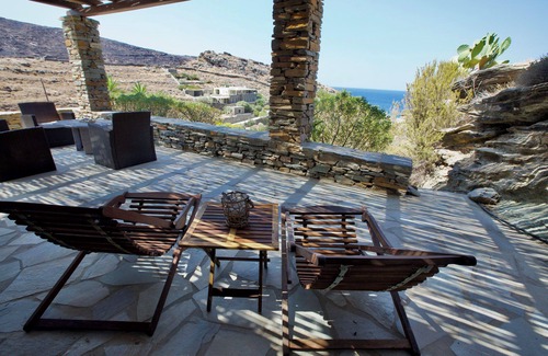 Pisses Apartment | Authentic self-contained Aegean apartment, waterfront, peaceful location, sea view