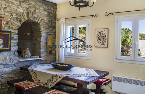 Ioulida House | Authentic stone farmhouse with a sea view set on a large plot of land
