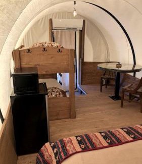 South Oklahoma City House | Authentic Wagon Rentals for a Family Getaway near Norman, Oklahoma