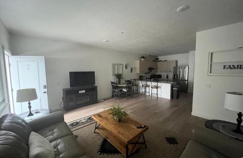 Nampa Apartment | Autumn Leaf Apartments