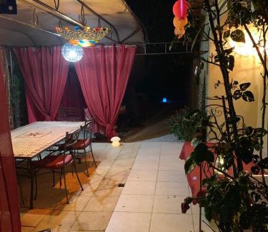 Frejus Bed & Breakfast | Aux Amandiers