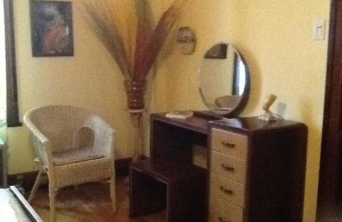 Lairet Bed & Breakfast | Aux Années Folles