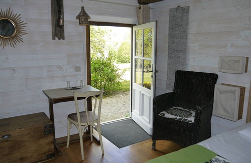 Saint-Georges-des-Coteaux House | Aux Chambres des Bujours