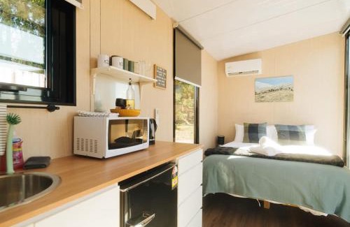 Mackenzie Country House | Avalanche Creek Cabin