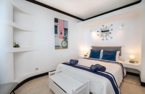 Oura Apartment | Aveiros by the Sea by Intiholidays