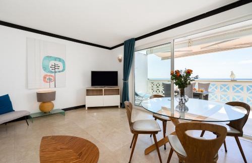 Oura Apartment | Aveiros by the Sea by Intiholidays