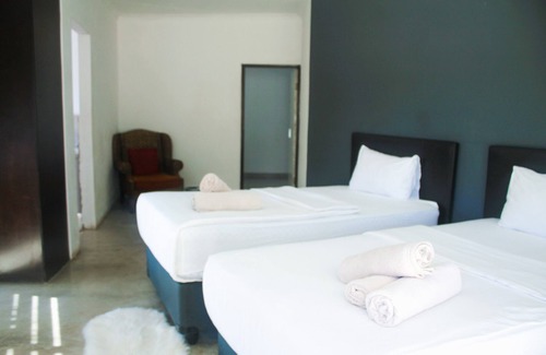 Hekpoort Bed & Breakfast | Avela Lodge