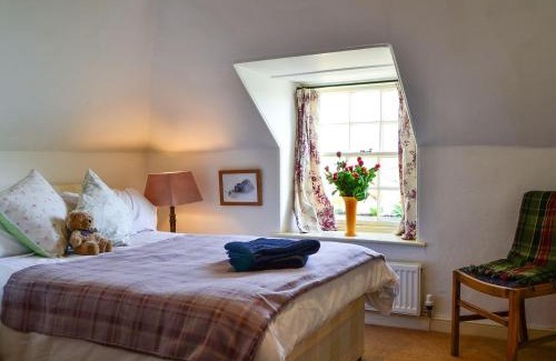 Kelso House | Avenel Cottage