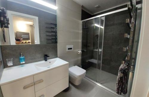 Riscani Apartment | AVENUE APARTMENTS-Hermes