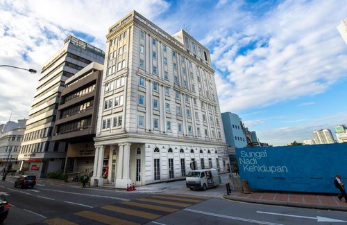City Centre Hotel | Avenue J Hotel, Central Market