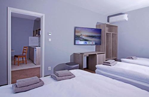 Ruzinov Hotel | Aviator Garni Hotel Bratislava