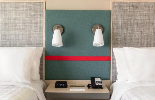South Tulsa Hotel | avid hotel Tulsa South - Medical District by IHG