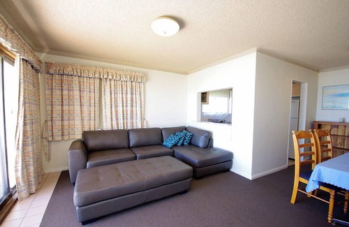 The Entrance Apartment | Avilla Court 1 - Waterviews