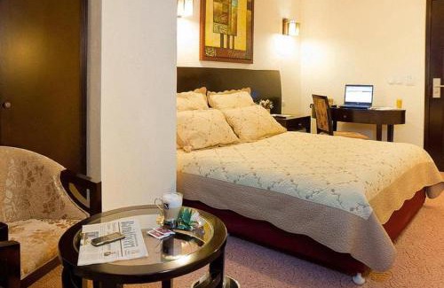 Baneasa Hotel | Avis Hotel By WS Group