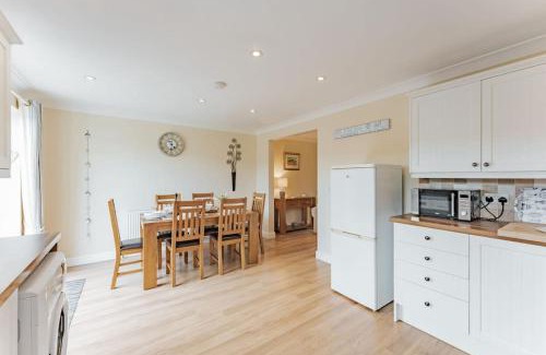 Snettisham House | Avocet Cottage - Norfolk Cottage Agency