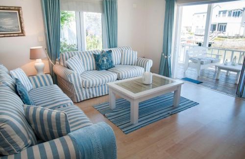 Hunter's Home House | Avocet Cottage